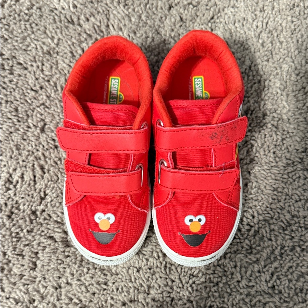 Sesame Street Red Elmo Kids Velcro Sneakers